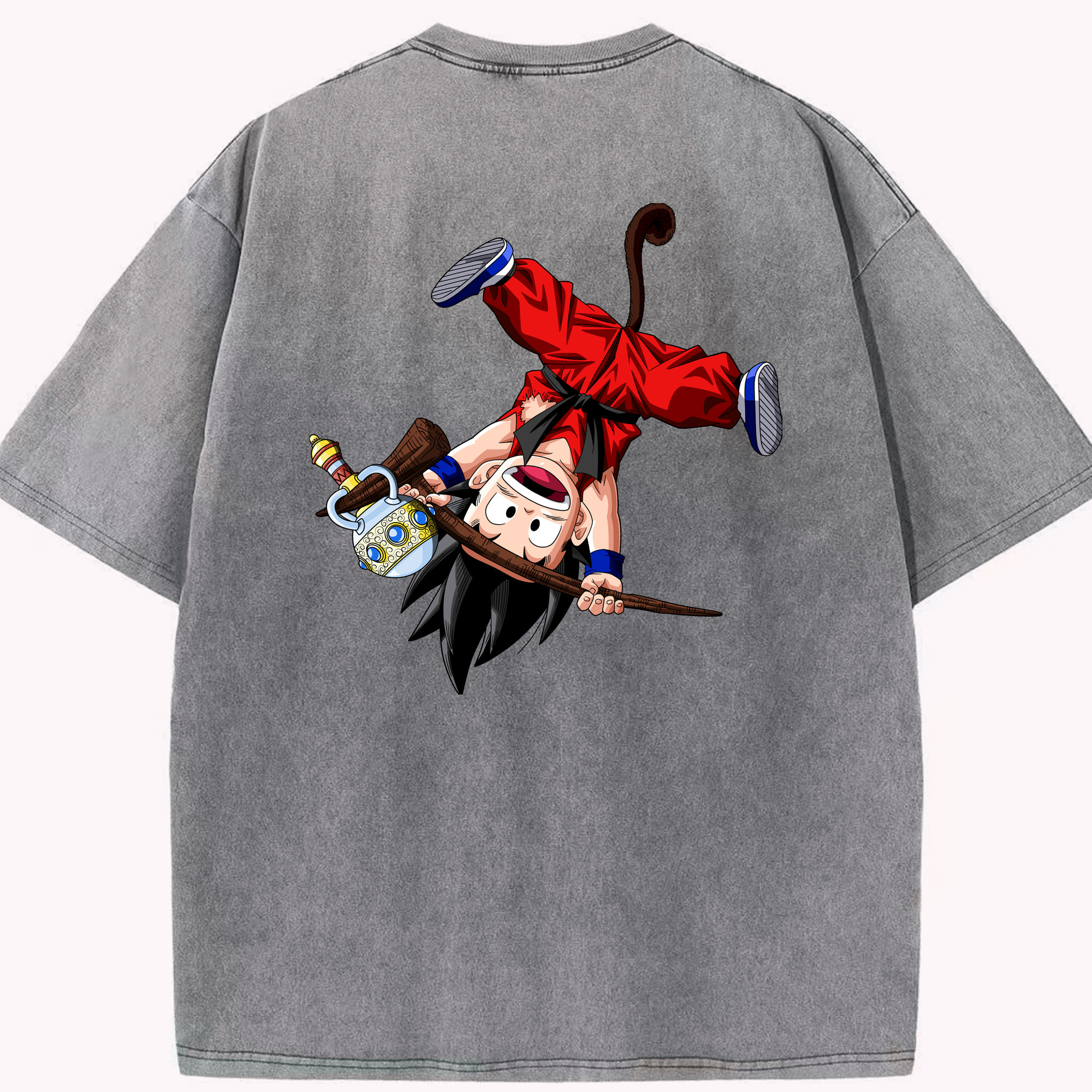 （画像用） ドラゴンボール 孫悟空（そん ごくう）Son Goku カカロット DRAGON BALL Kakarotto 綿100% ヴィンテージ風 半袖Tシャツ（背面プリント）