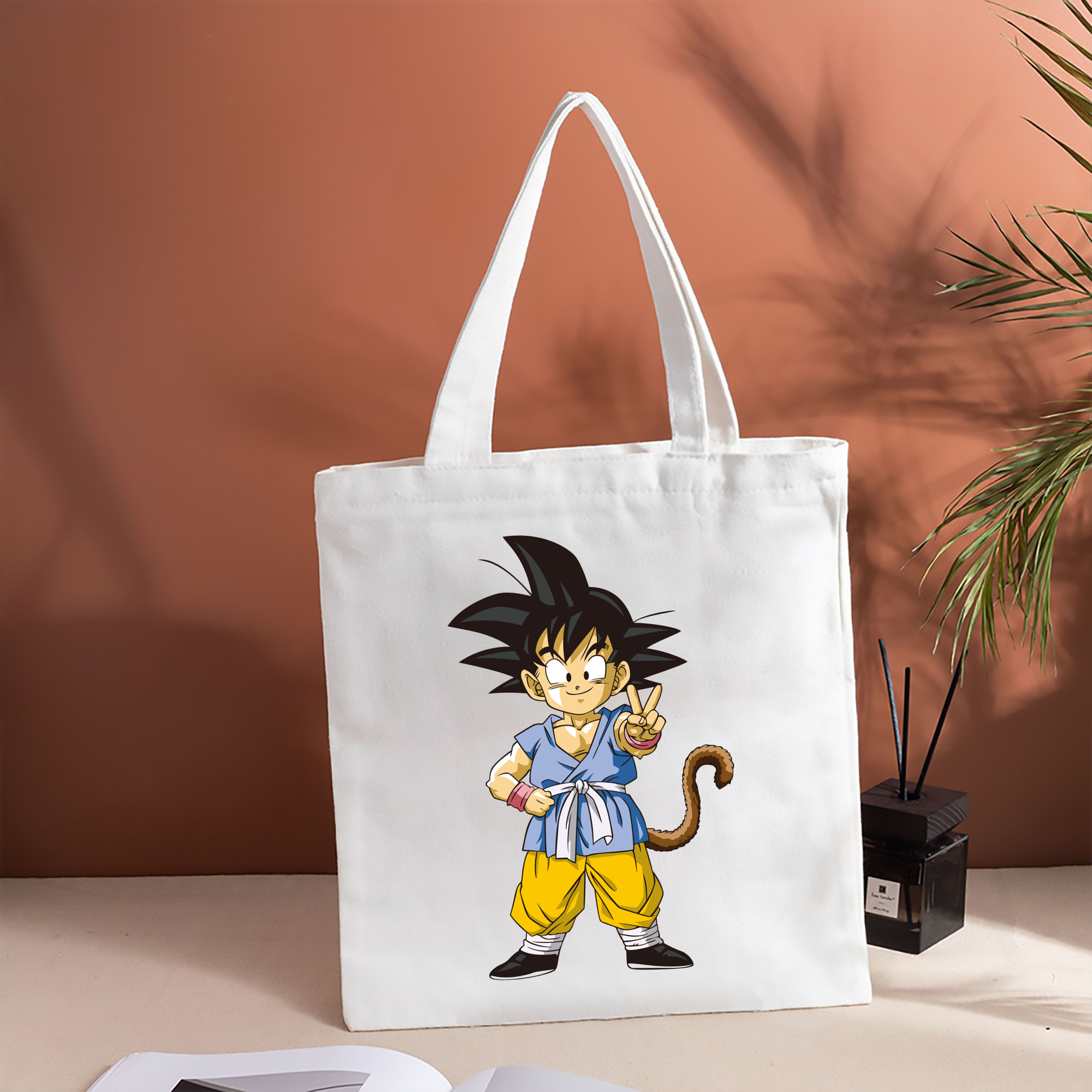 ドラゴンボール 孫悟空（そん ごくう）Son Goku カカロット DRAGON BALL Kakarotto 縦型キャンバス生地手提げバッグ　トートバッグ